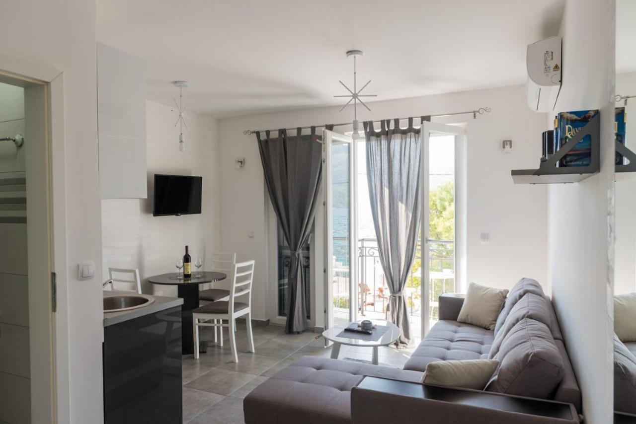" Tiamat " Apartmani Tivat Ngoại thất bức ảnh